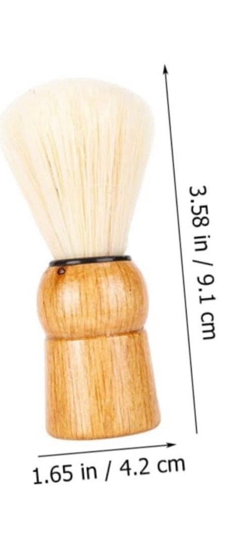 Woodland Whisker Brush
